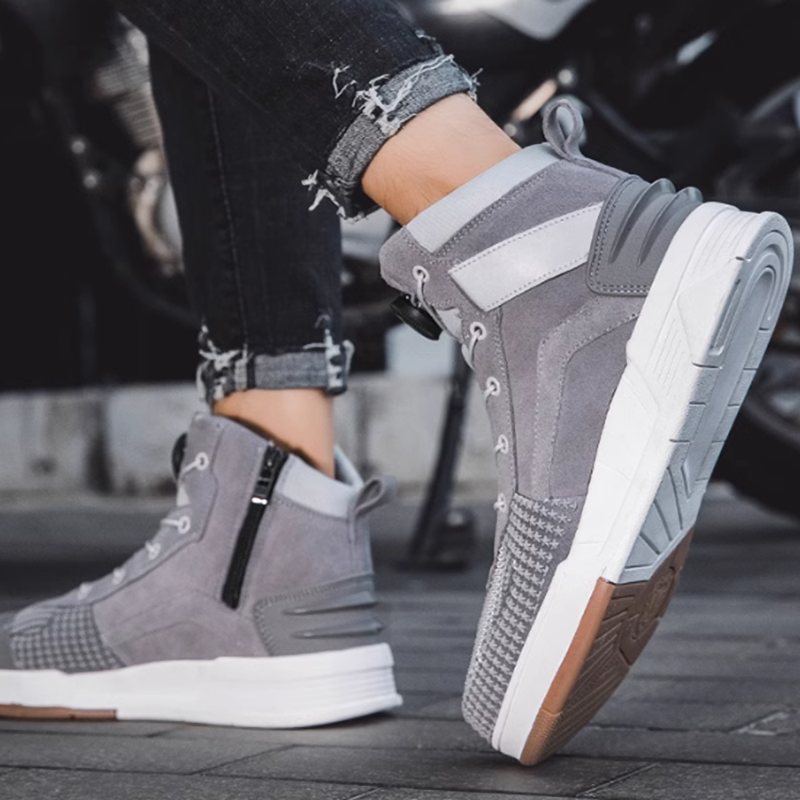 Breathable motorcycle high-top sneakers V0558