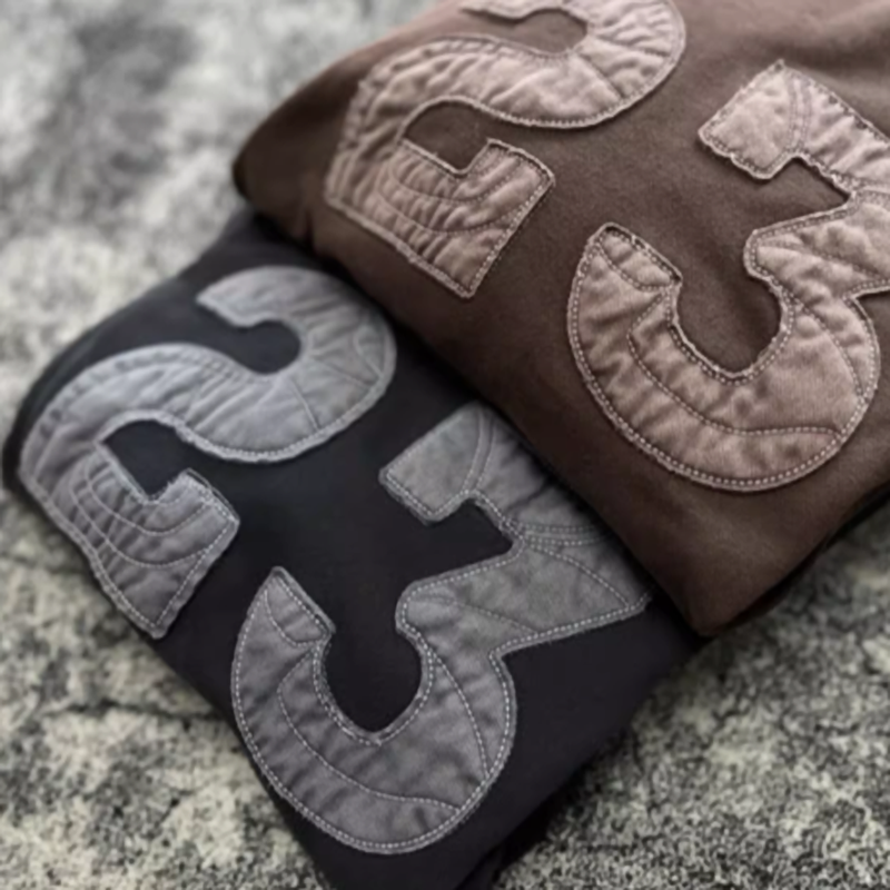 Heavyweight washed sweatshirt V0431