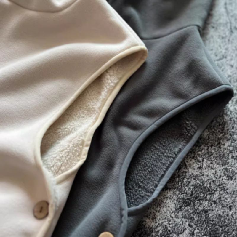 Side button fleece hooded vest V0467