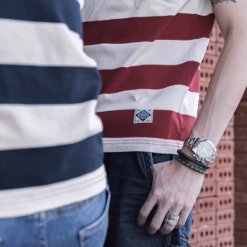 Round neck striped T-shirt V0493