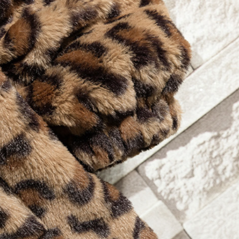 Leopard print hooded fleece jacket V0796