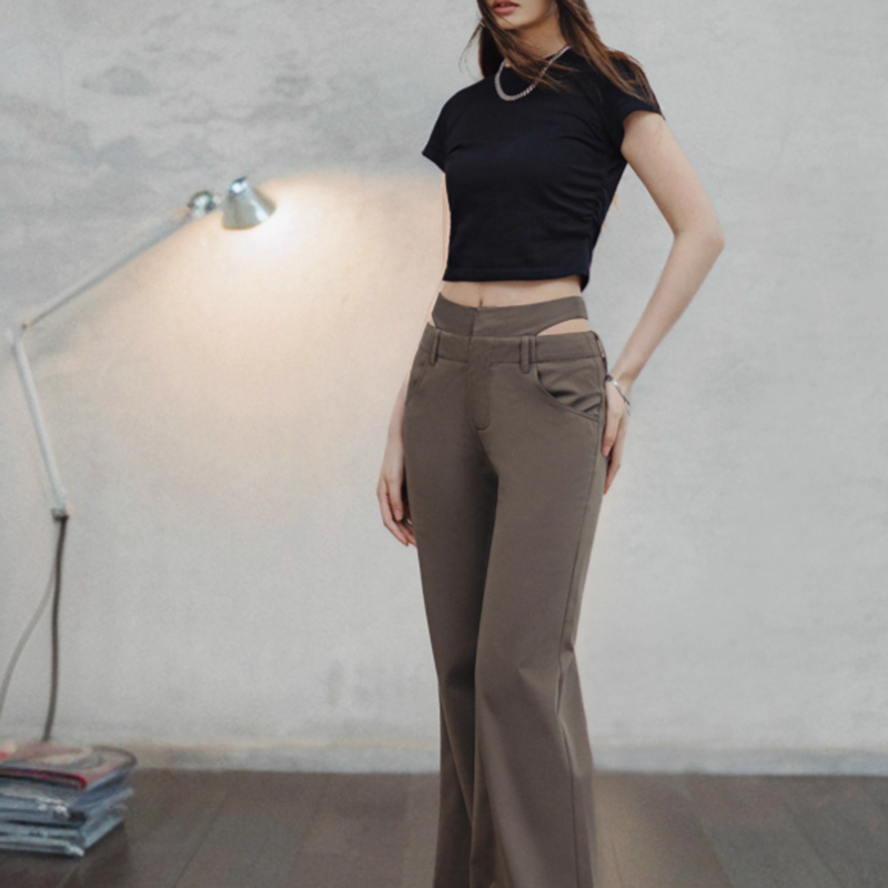 Chic Hollow-Waist Micro Pants V0645
