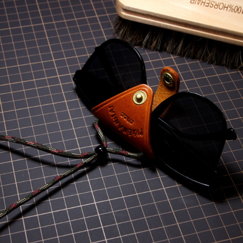 Retro Leather Sunglasses Lanyard V0787
