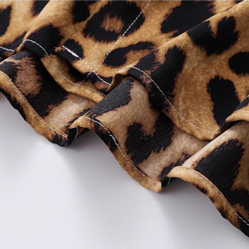 Retro Leopard Print Shirt V0688