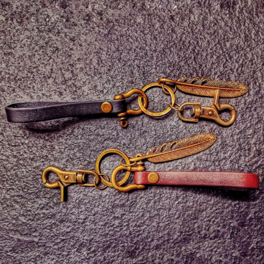 Feather & Leather Retro Keychain V0441