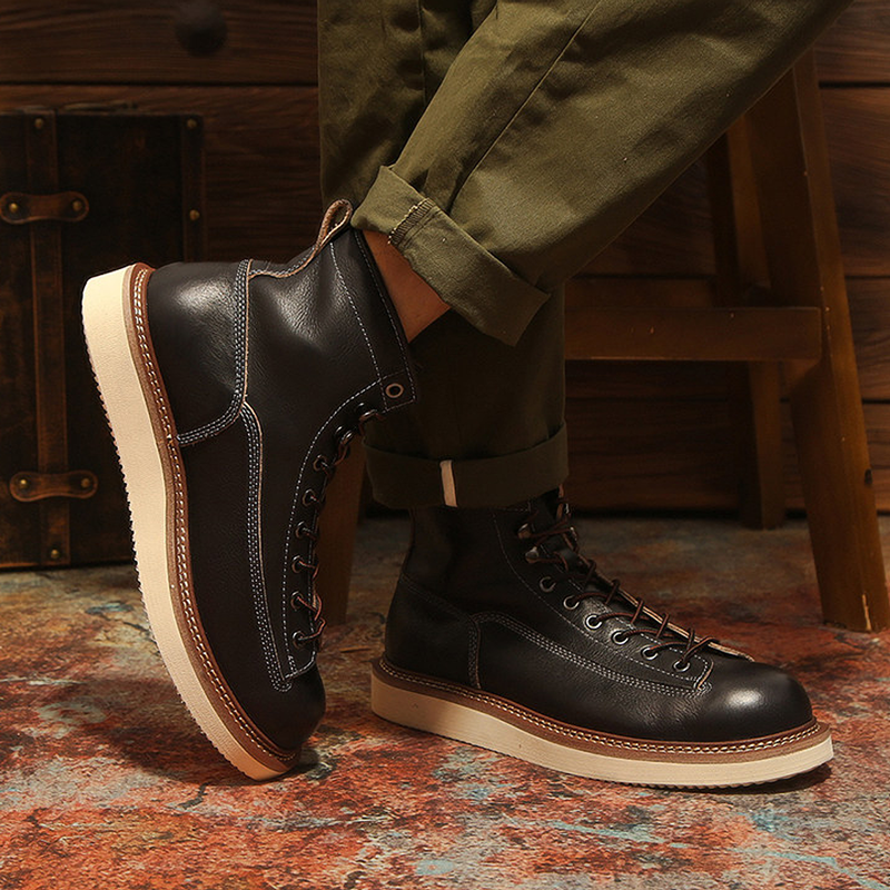 Two-Tone Moc Toe Boot V1037