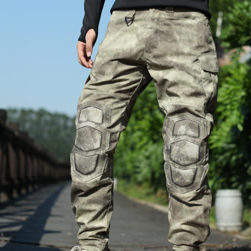 Camouflage pants with protectors V0363