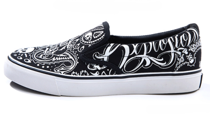 Cashew Flower Skull Slip-on V0098