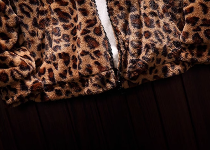 Leopard print hooded fleece jacket V0413