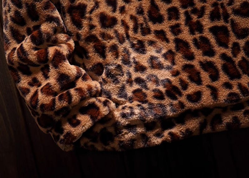 Leopard print hooded fleece jacket V0413