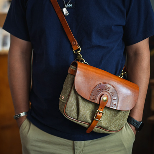 Classic Cowhide Messenger Bag V1003