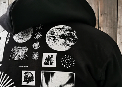 Graphic Back-Print Hoodie V0872