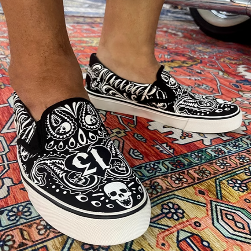 Cashew Flower Skull Slip-on V0098