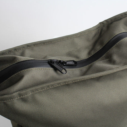 Flying Tiger Waterproof Shoulder bug V0896