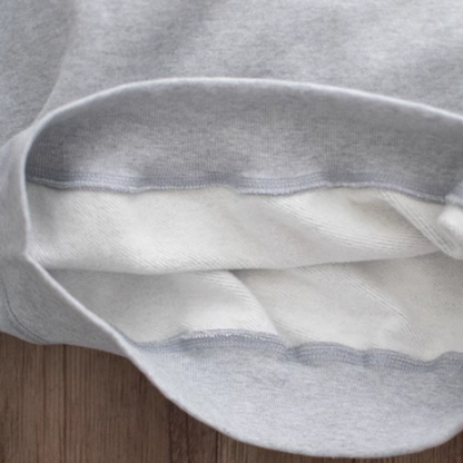 Fleece-lined flap pocket sweatshirt V0200