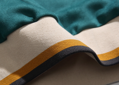 Suede Street Couple Sweater V0834