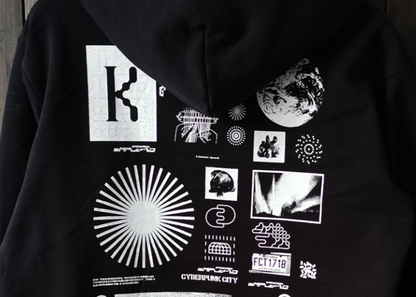 Graphic Back-Print Hoodie V0872