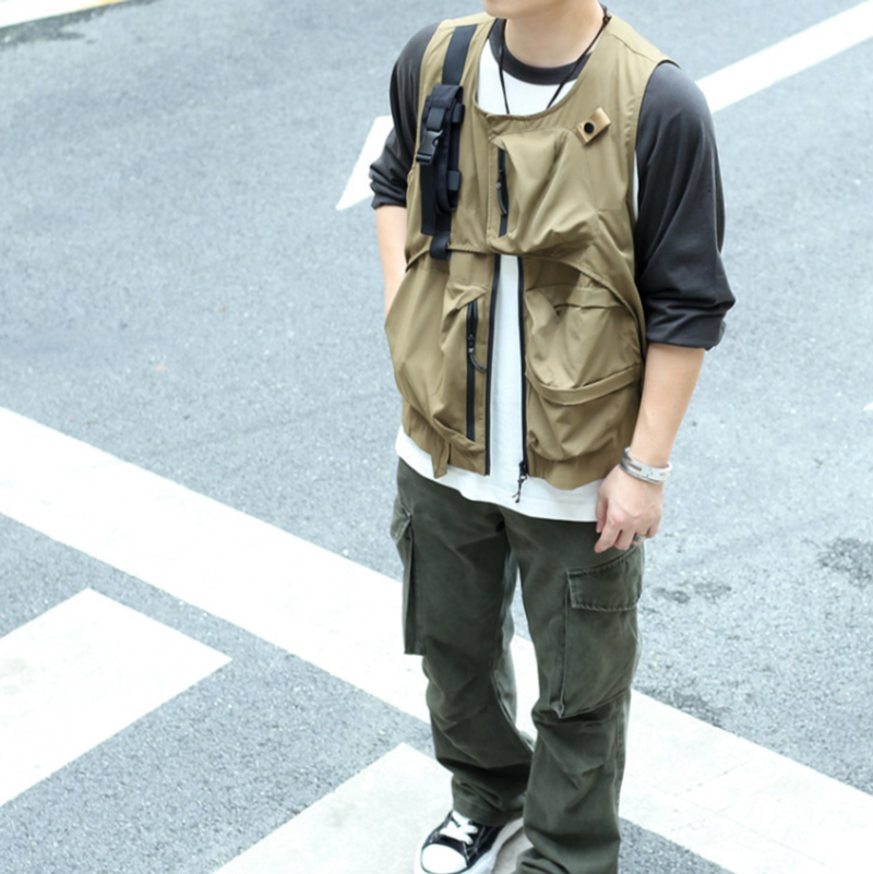 Buckle Strap Utility Vest