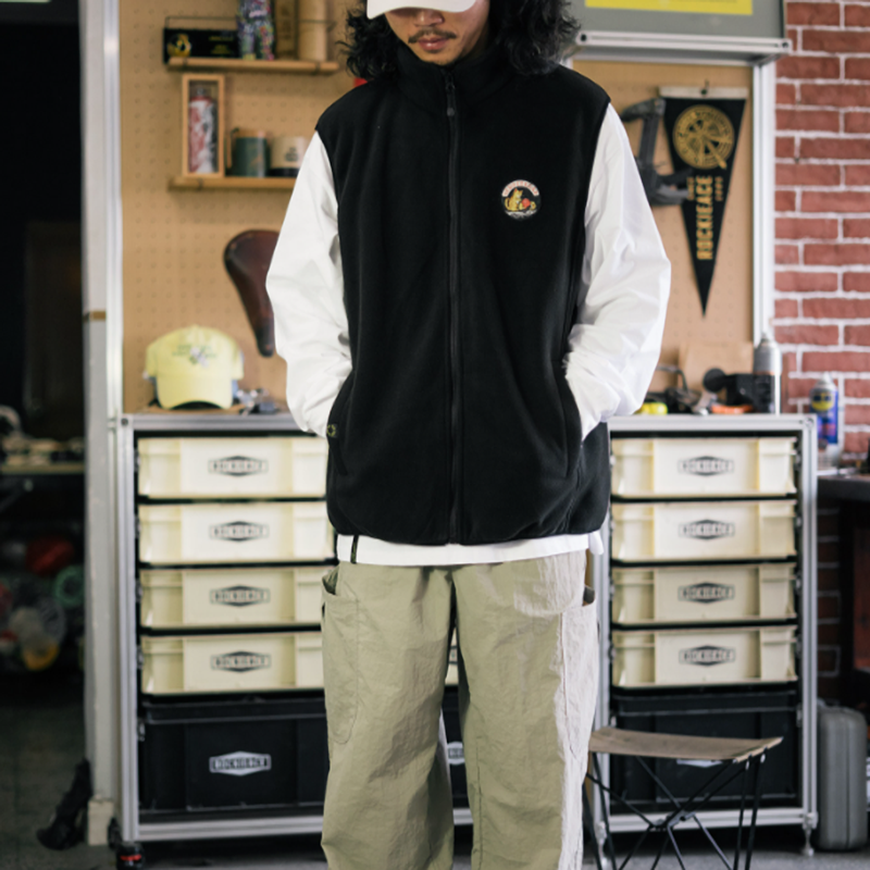 Insulated Fleece Outdoor Vest V1063