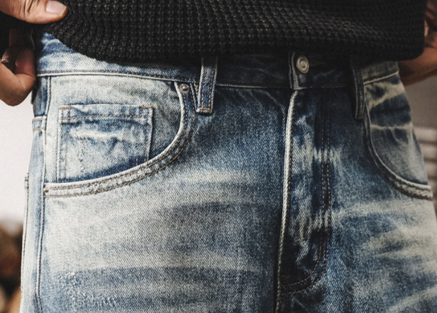 Distressed Slub Cotton Jeans V1058