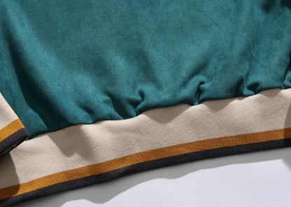 Suede Street Couple Sweater V0834