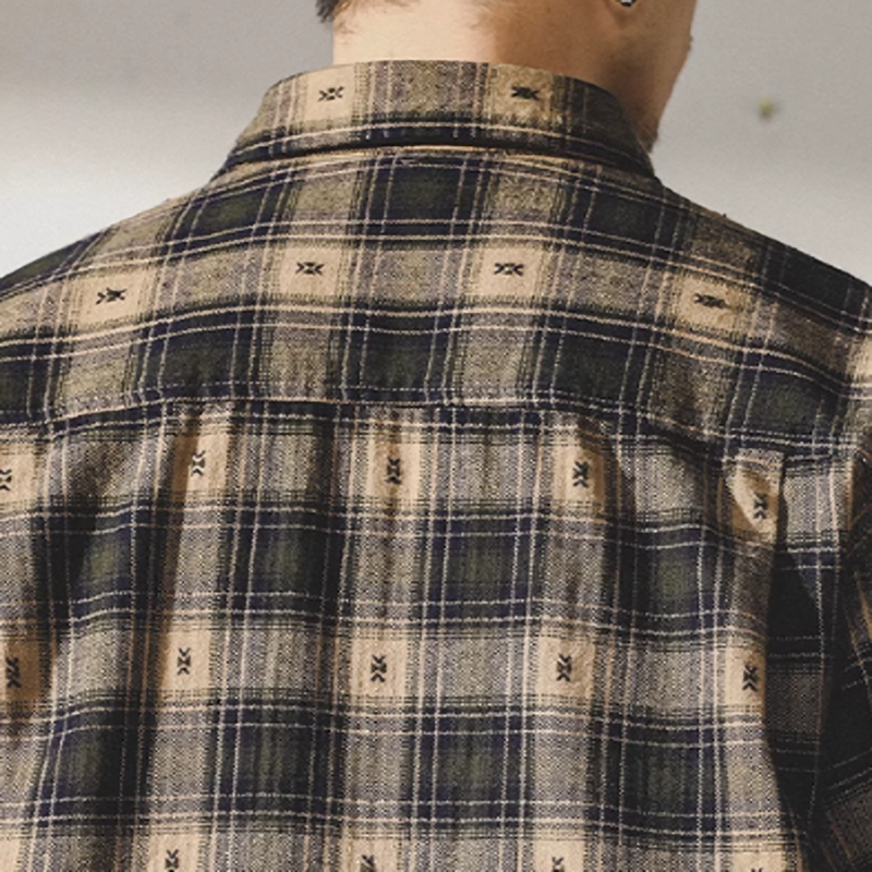 Retro Plaid Embroidered Shirt V0694