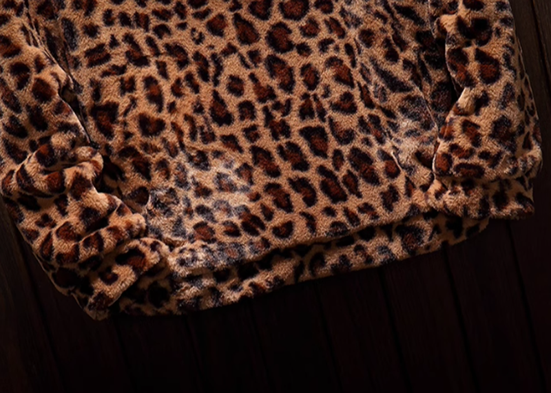 Leopard print hooded fleece jacket V0413