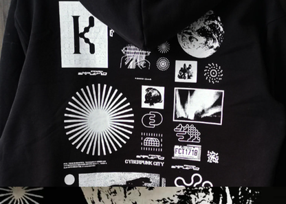 Graphic Back-Print Hoodie V0872