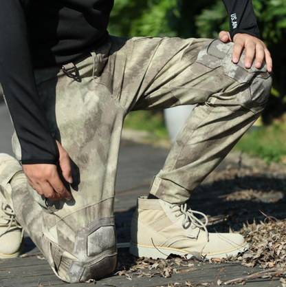 Camouflage pants with protectors V0363