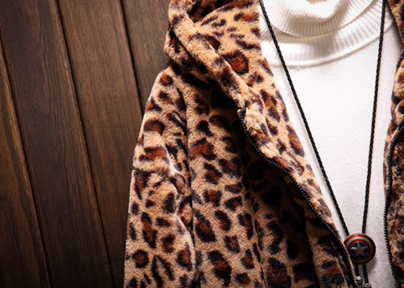 Leopard print hooded fleece jacket V0413