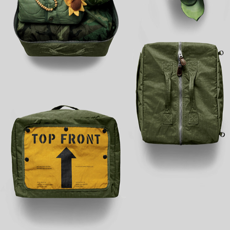 Vintage 70s Travel Tote Bag V0888