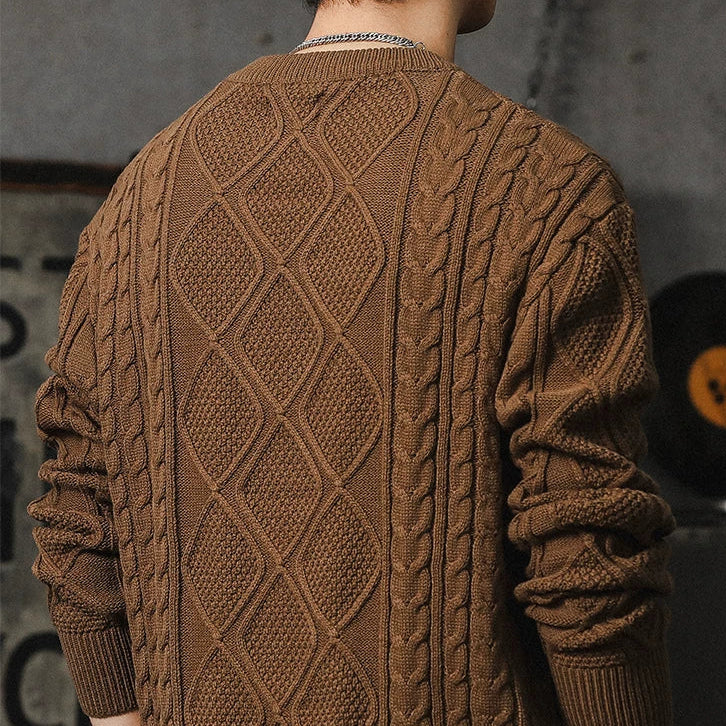 American Chunky Cable-Knit Sweater V1067