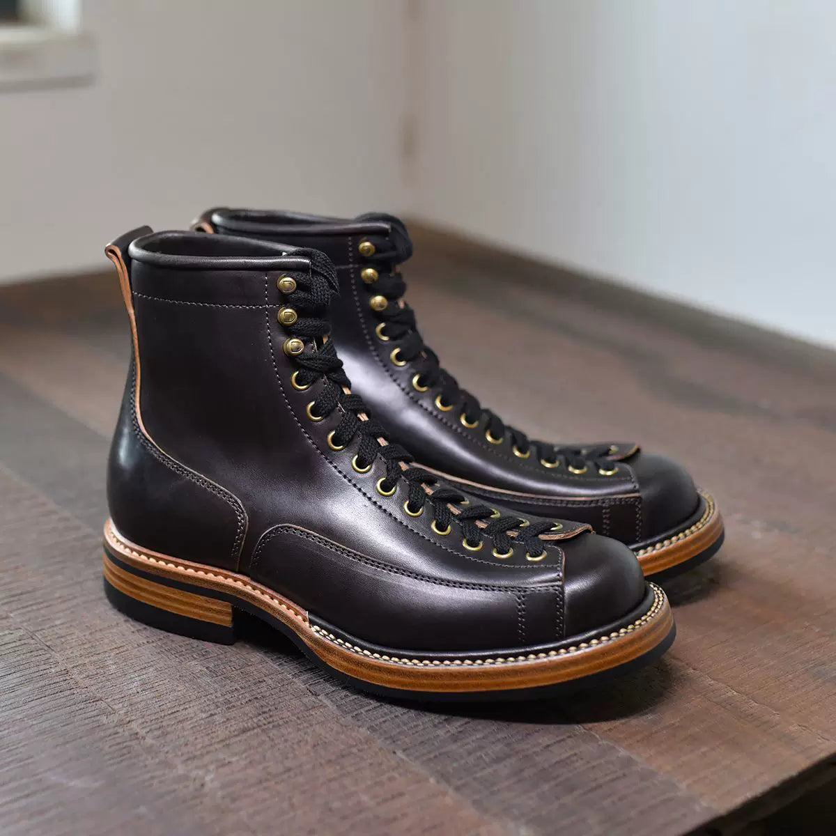 High-Top Microfiber Leather Work Boots V0958