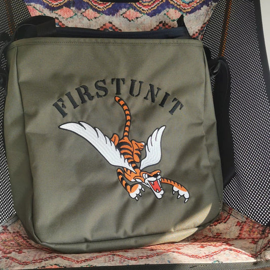 Flying Tiger Waterproof Shoulder bug V0896